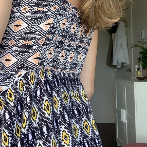 Boho Style Dress - Picture 4 of 6